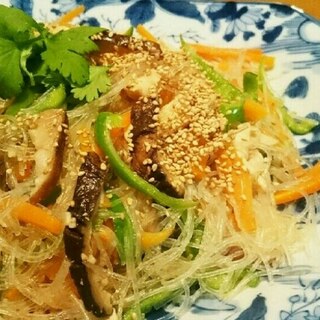 鶏胸肉のチャプチェ